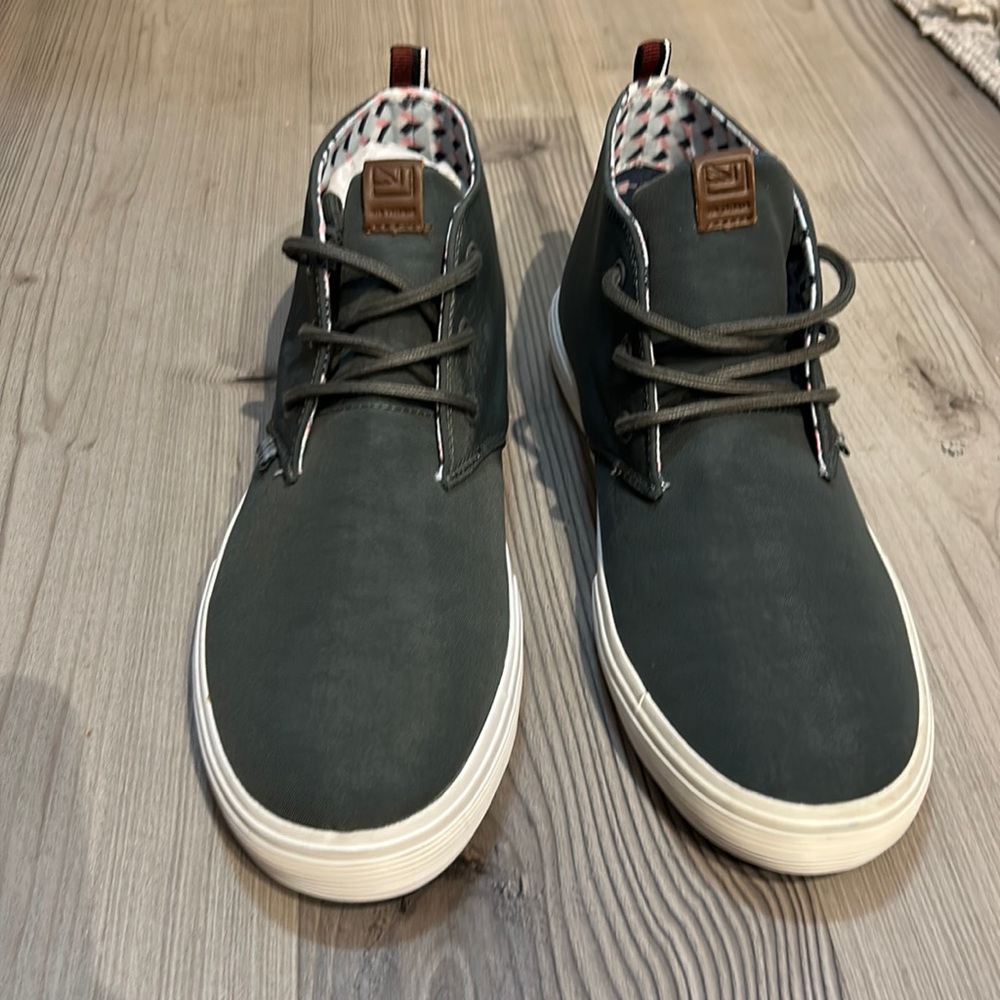 Ben Sherman Lace up Low Top